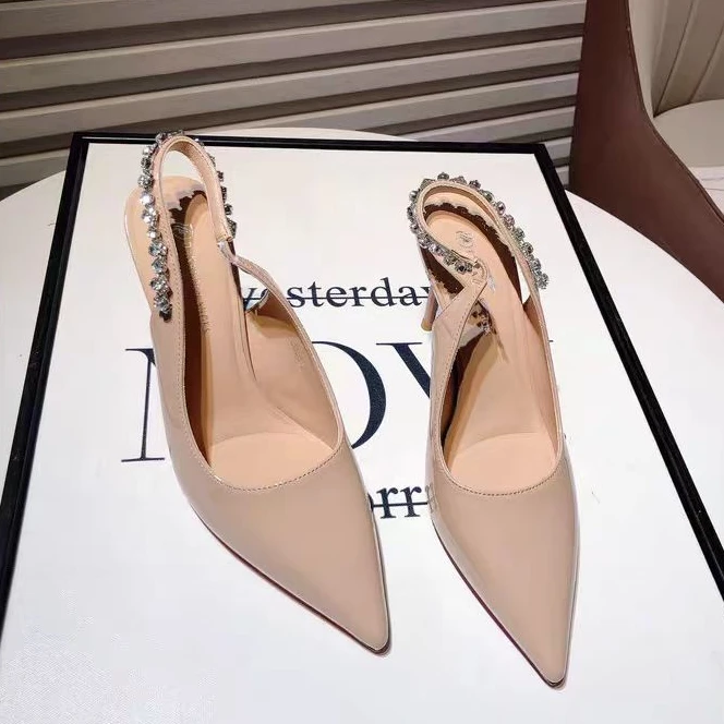 23355    新款法式气质百搭时尚包头凉鞋