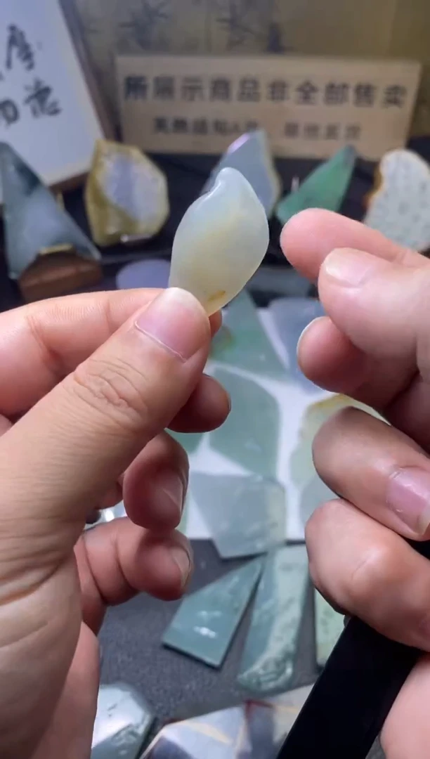 未镶嵌定制翡翠天然缅甸翡翠A货