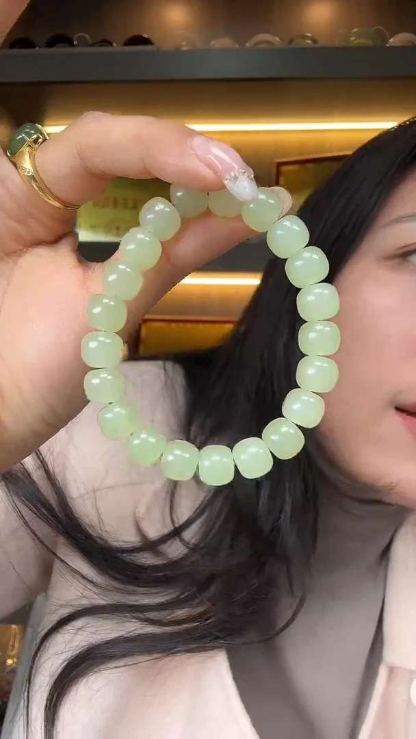 颈饰未镶嵌和田玉冰晴水老型珠手串 冰透油润细腻  特别推荐爆款