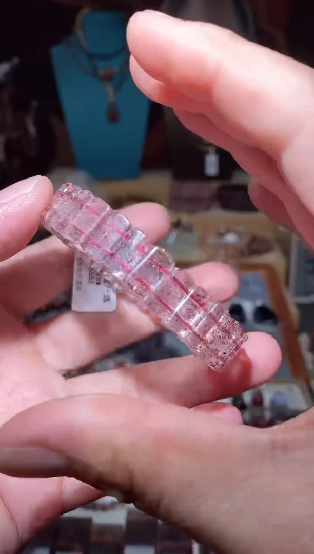 手牌未镶嵌水晶金草莓