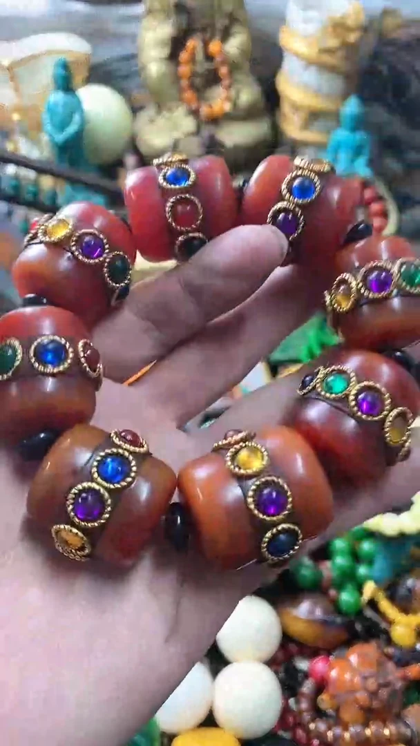 【闪购商品】蜜蜡裸石未镶嵌主播推荐主播推荐