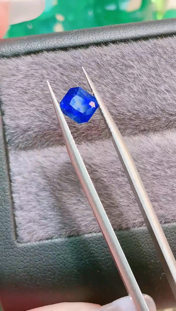 裸石蓝宝石斯里兰卡蓝宝石丝绒质感1.6ct