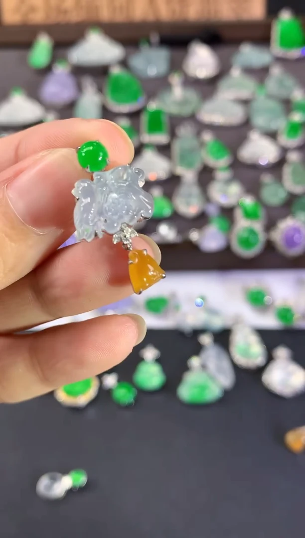 吊坠(不含链)18K金镶嵌翡翠C232|4980