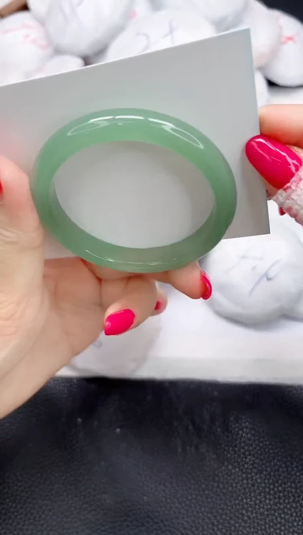 未镶嵌手镯石英质玉95-53