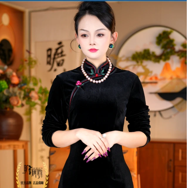 旷美旗韵丝绒网红七分袖低开衩常规款长袖旗袍气质金丝加厚冬季