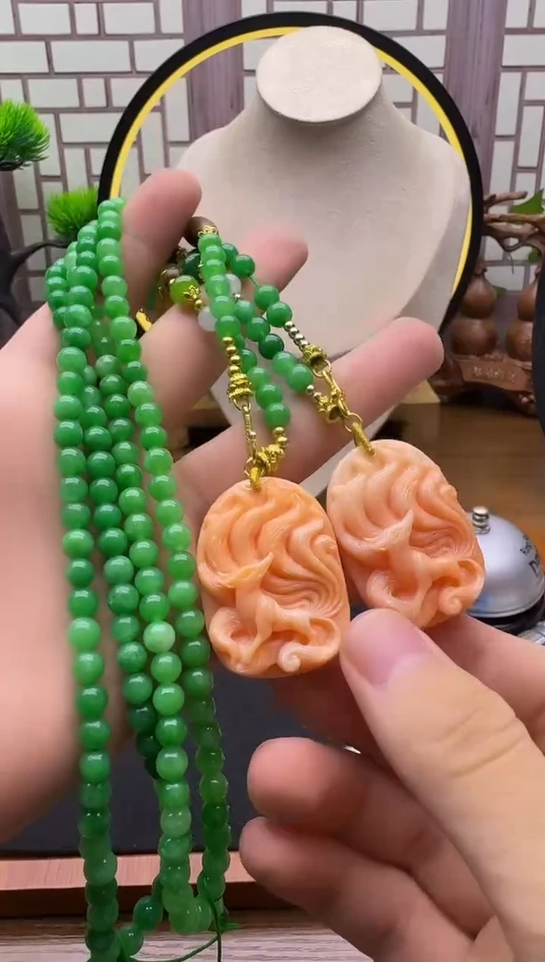 颈饰14K金镶嵌翡翠YC02