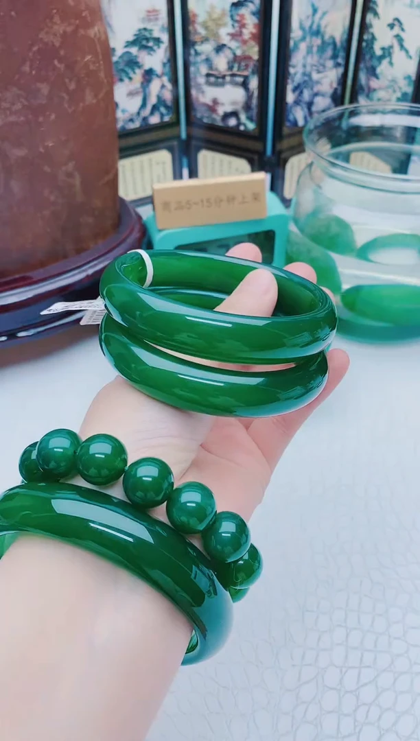 【闪购商品】玛瑙/玉髓手镯未镶嵌玛瑙手镯