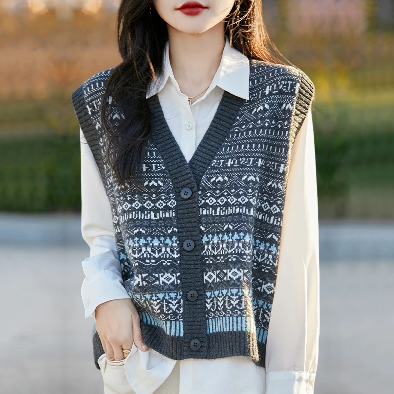 马甲女款2025新款爆款大码针织开衫宽松外搭洋气短款无袖坎肩背心