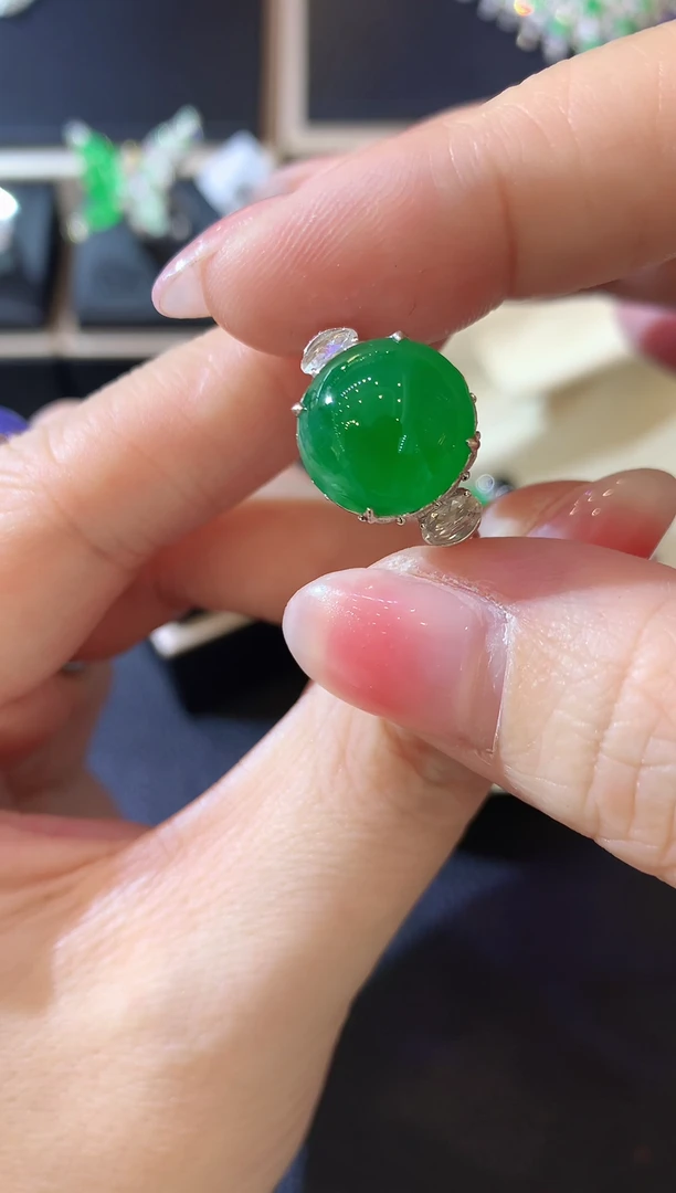 【闪购商品】翡翠戒指18K金镶嵌F93 翡翠