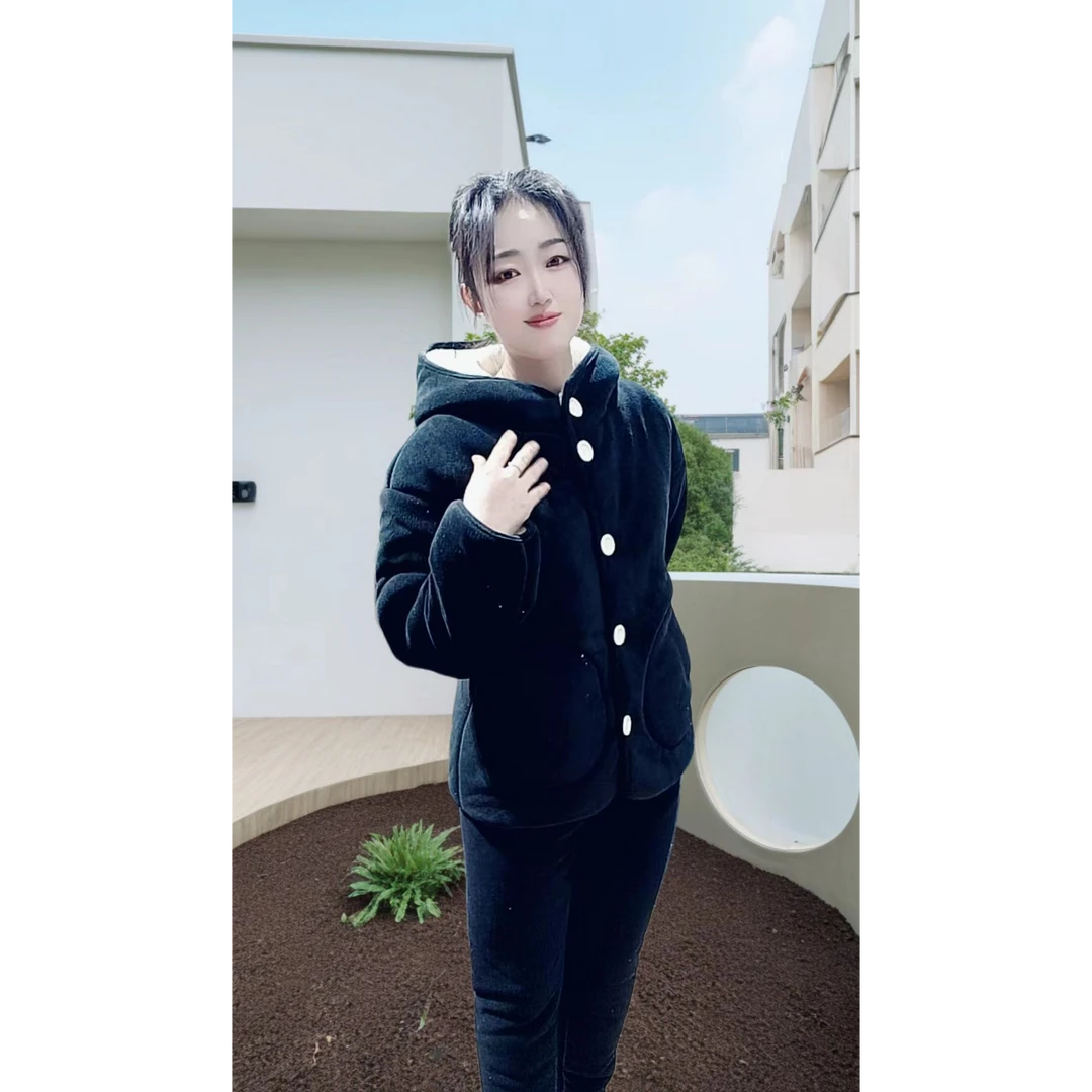 微瑕【新款连帽 大扣】套装女冬季三层夹棉加厚两件套可外穿家居服