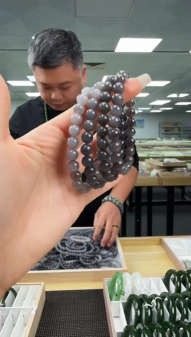 未镶嵌手链和田玉烟紫手串8M*23多样性发一