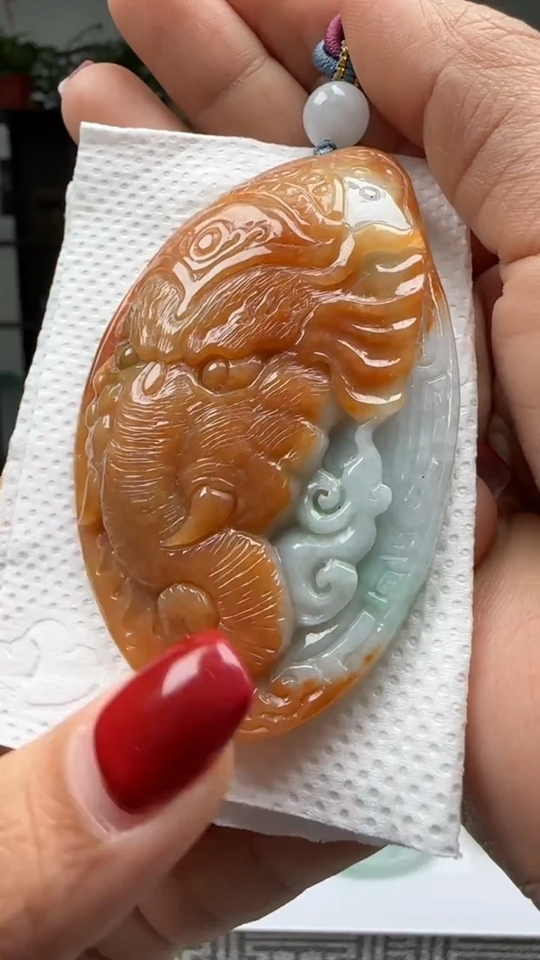 【闪购商品】翡翠颈饰未镶嵌天然翡翠A货吊坠