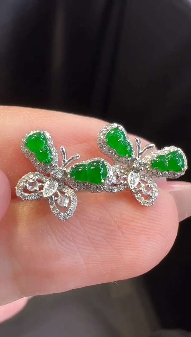 18K金镶嵌翡翠耳饰耳饰