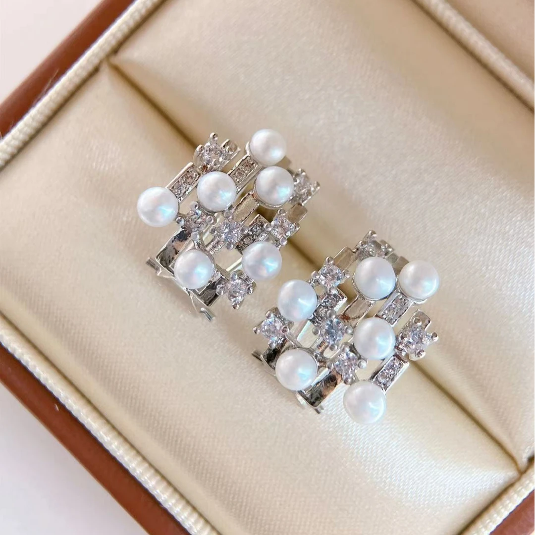 新款多珠耳扣 搭配3-4mm天然淡水珍珠无论是搭配休闲衣物