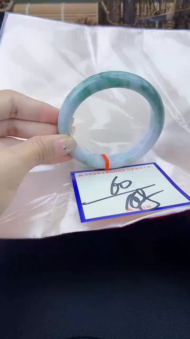 未镶嵌手镯翡翠我