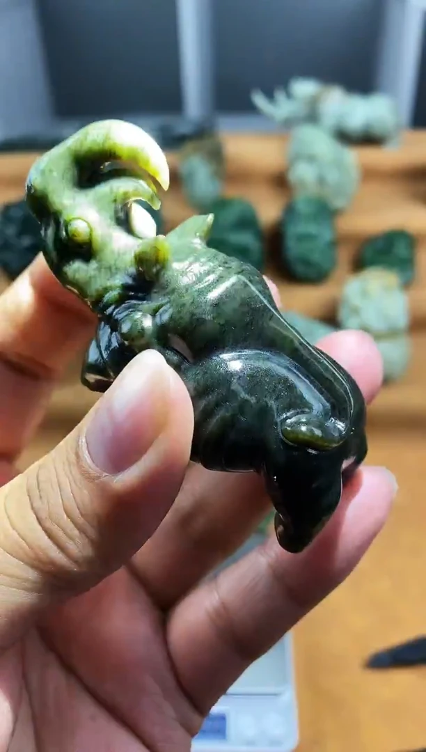 未镶嵌和田玉把件1