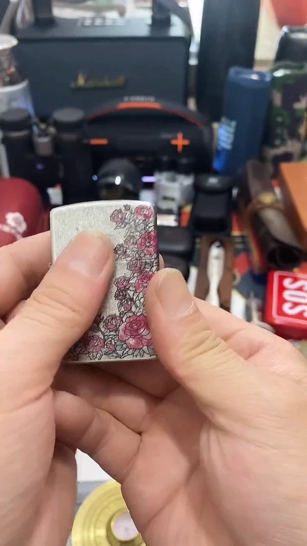 瓷片闪购商品 如图所示