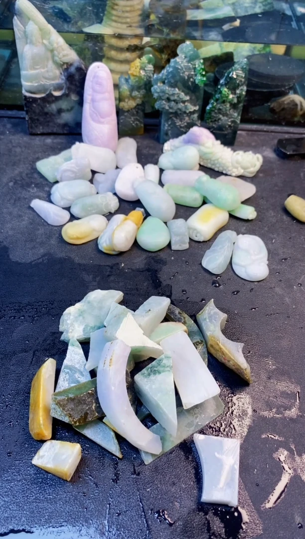 未镶嵌挂件翡翠天然翡翠095