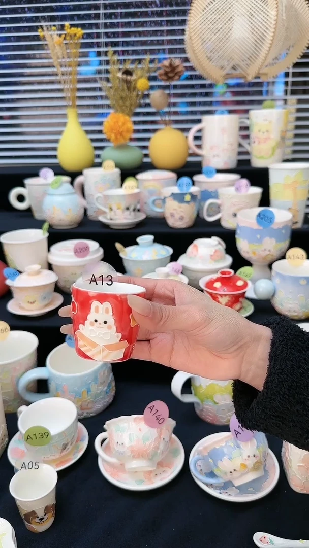 【闪购商品】摆件景德镇高温立体釉创意瓷