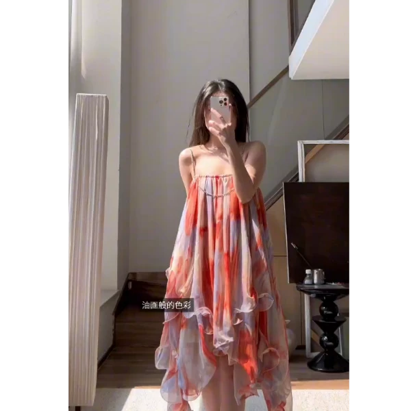 2025夏季新款法式高级感海边度假荷叶边设计纯欲晕染吊带连衣裙女