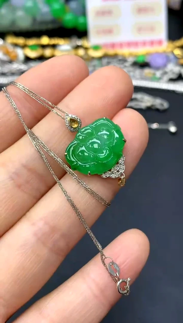 颈饰18K金镶嵌翡翠273-中国好珍宝