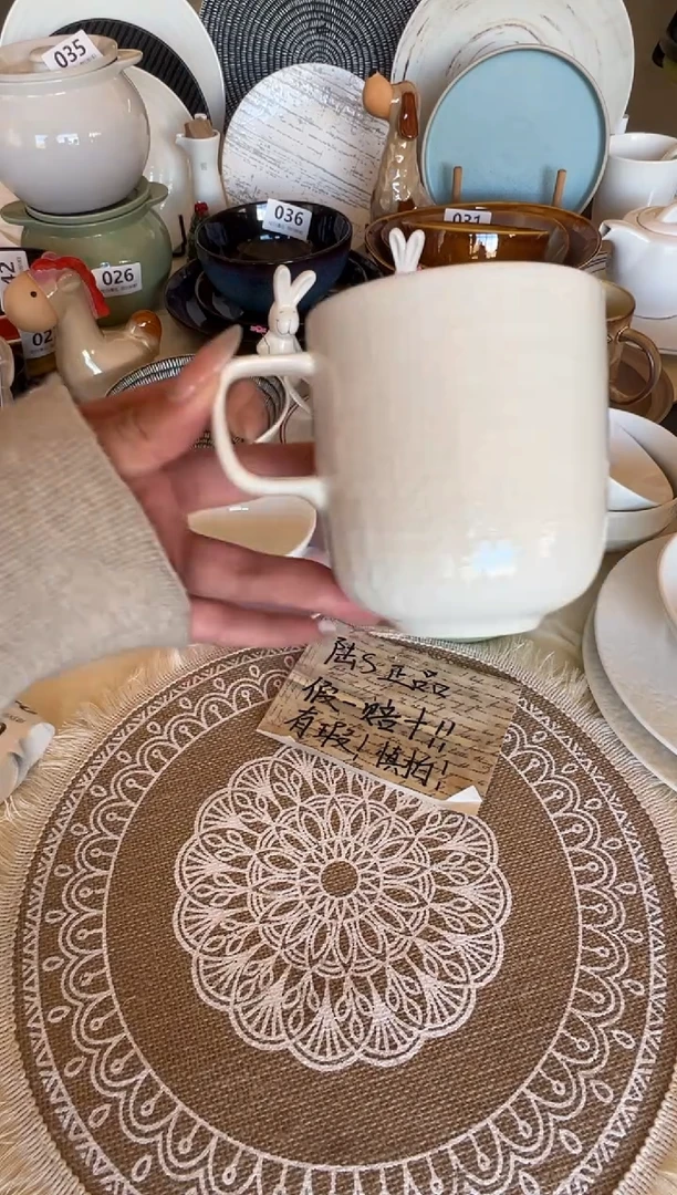 新骨瓷043瑕疵珍珠白麻布 胖胖马克杯