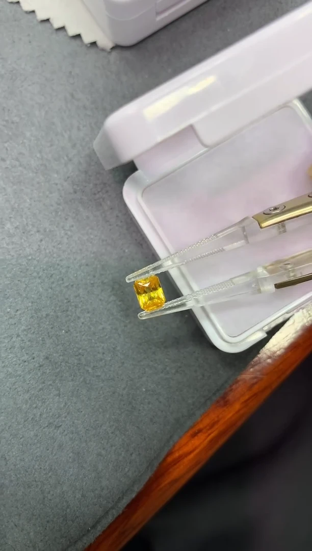 裸石蓝宝石1.08ct CGTL05455