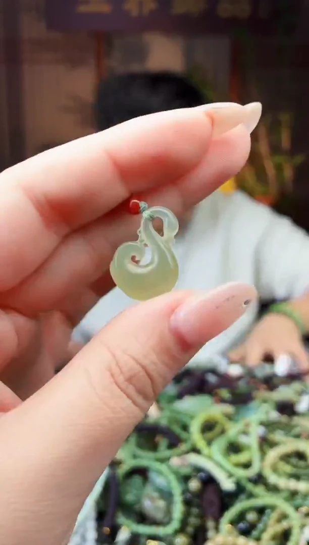 颈饰未镶嵌和田玉多样性发货拍一发一