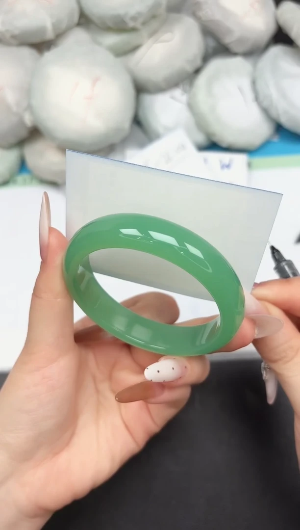 未镶嵌手镯石英质玉A51/58.6