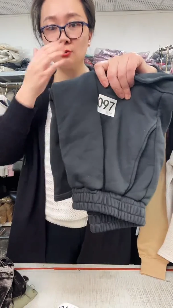 霞*丽笙服饰 097