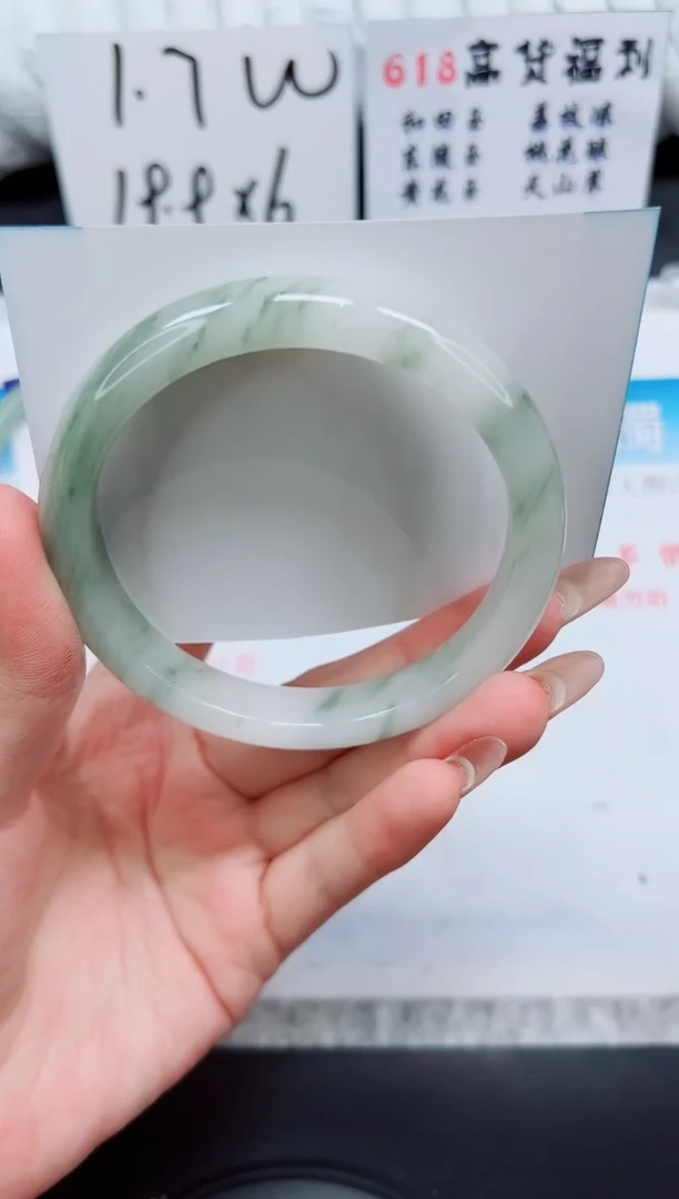 石英质玉手镯未镶嵌A247-64.8