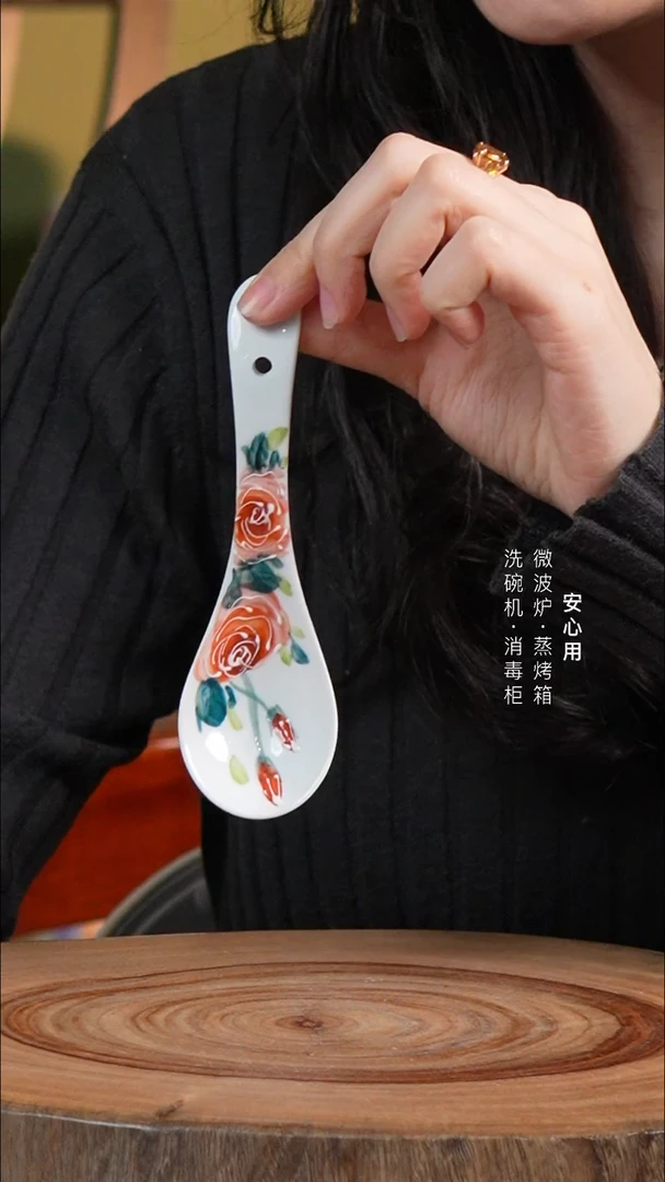 瓷【福利品】景德镇高温手绘釉下彩调羹粉玫瑰