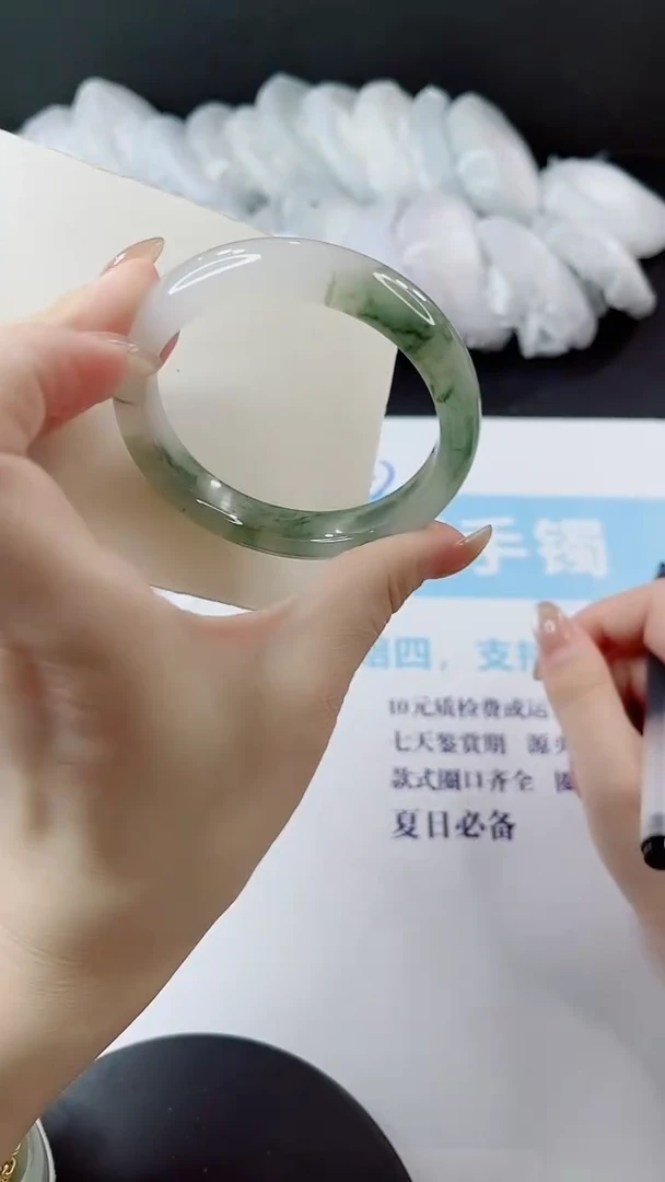 未镶嵌手镯石英质玉多样性发货L9