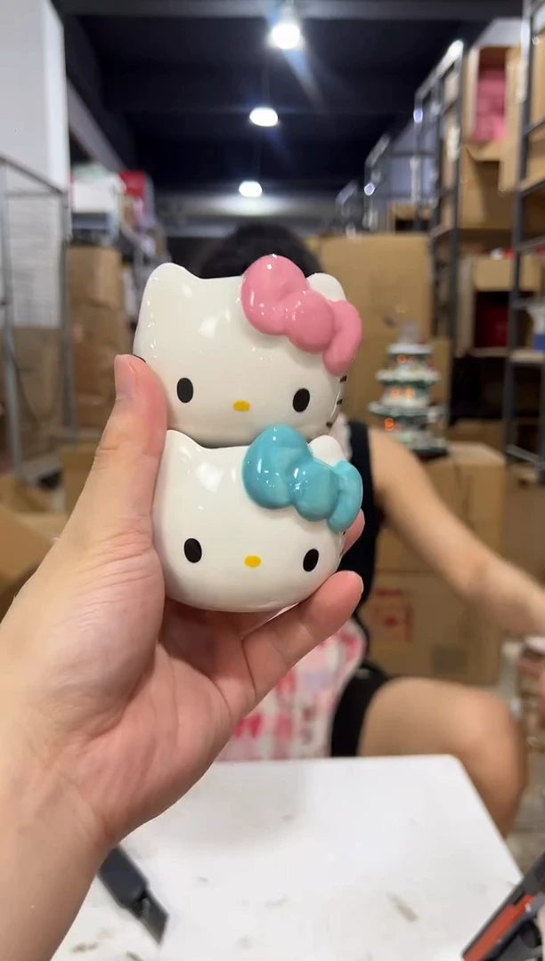 瓷片小号蓝色加粉色kt猫小茶杯2件套微瑕