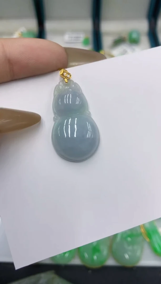 颈饰18K金镶嵌翡翠111111