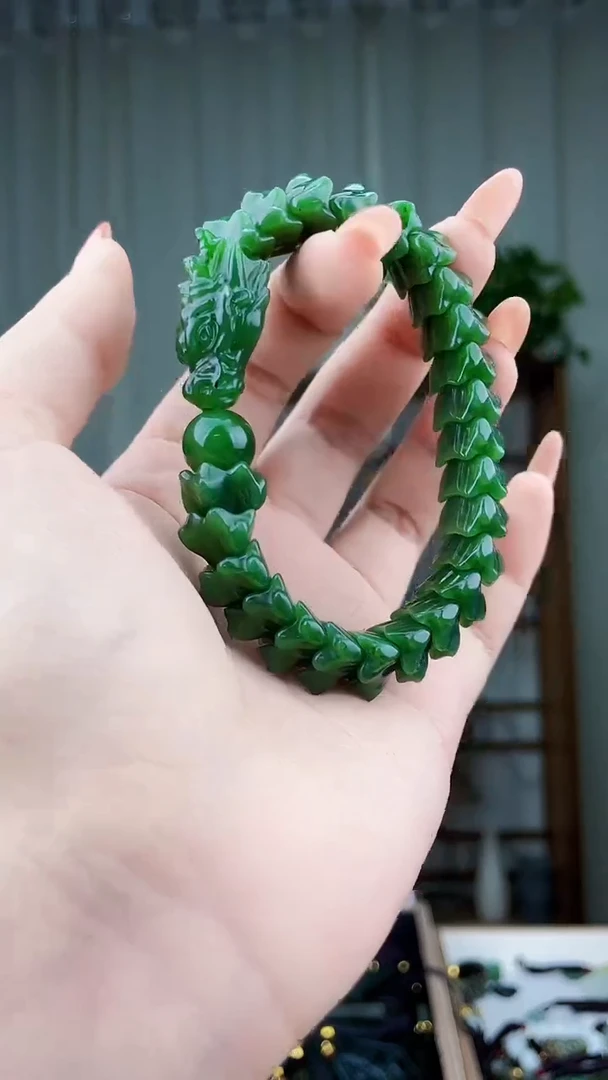 未镶嵌和田玉挂件和田玉拍一发一，多样性发货