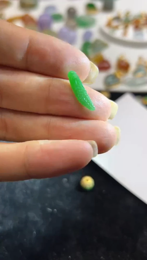 未镶嵌定制翡翠180绿玉米新粉福利