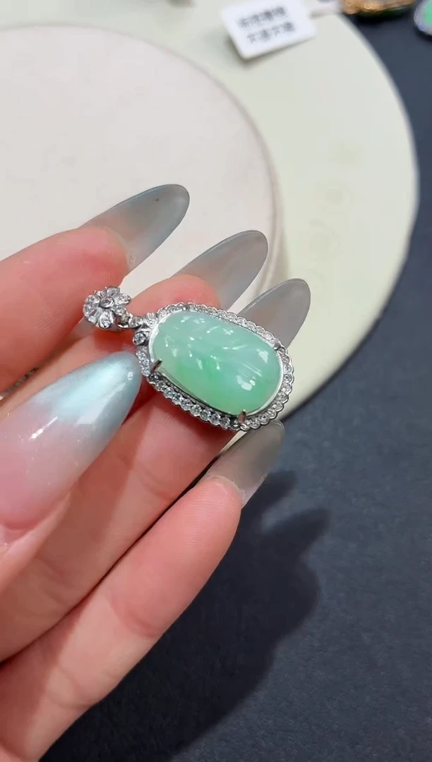 吊坠(不含链)银S925镶嵌翡翠吊坠