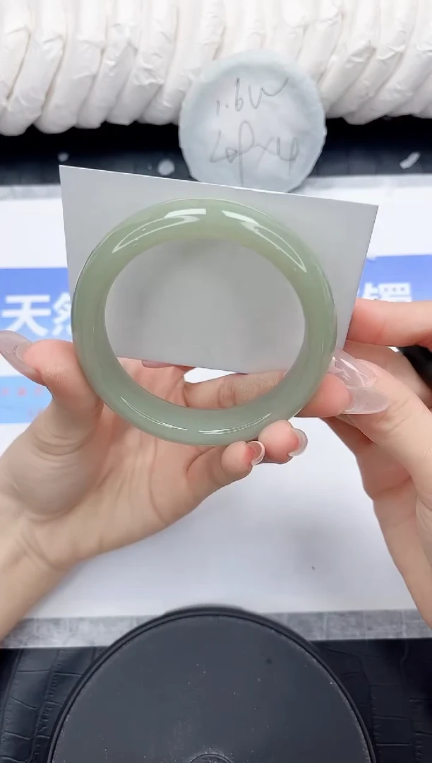 未镶嵌手镯石英质玉203-56