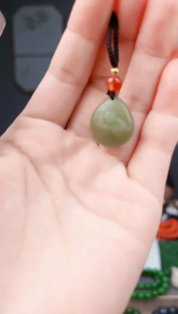 和田玉未镶嵌颈饰多样性发货  拍一单发一个