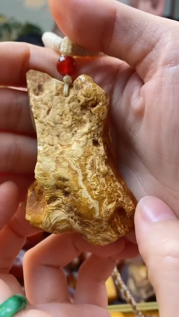 【闪购商品】琥珀颈饰未镶嵌吊坠