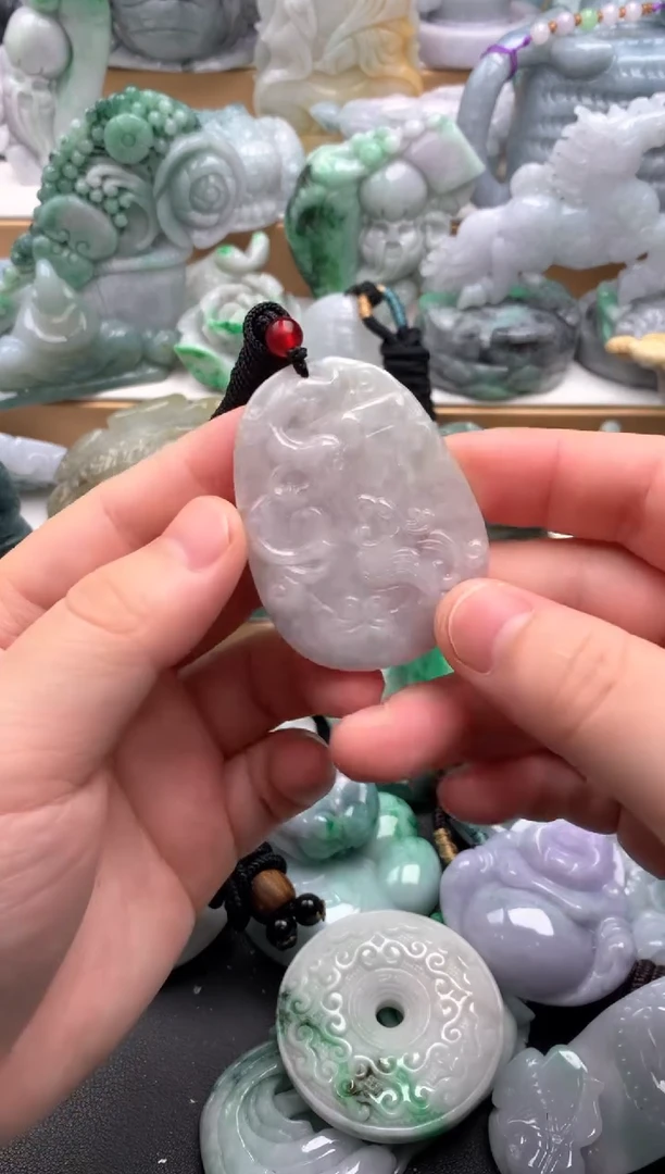 吊坠(不含链)未镶嵌翡翠1