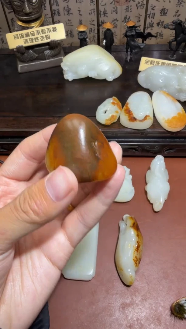 未镶嵌和田玉挂件和田玉