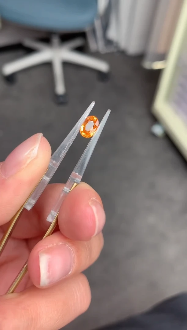 【闪购商品】石榴石（芬达石）裸石未镶嵌1.4ct芬达