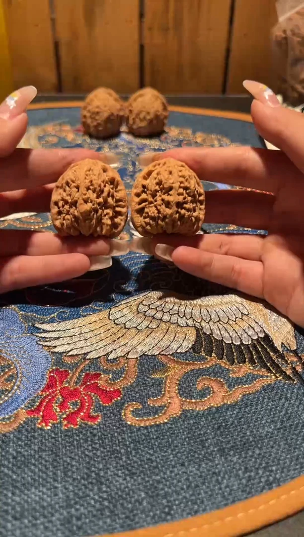 把件文玩核桃077逐鹿南疆35