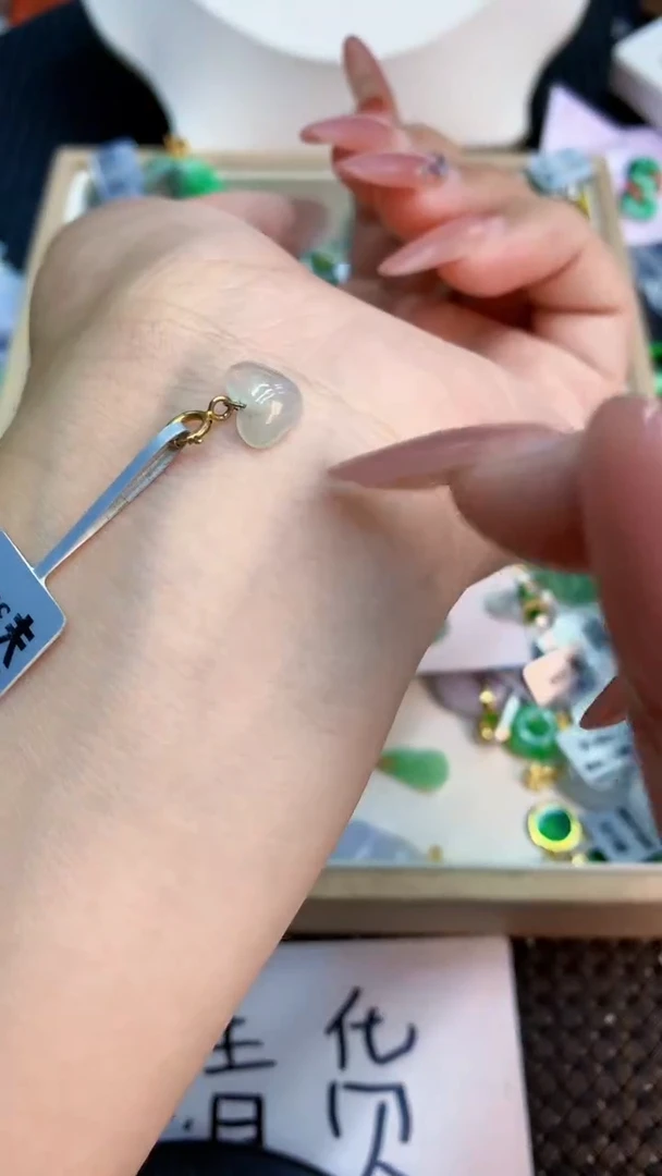 翡翠银S925镶嵌吊坠(不含链)1