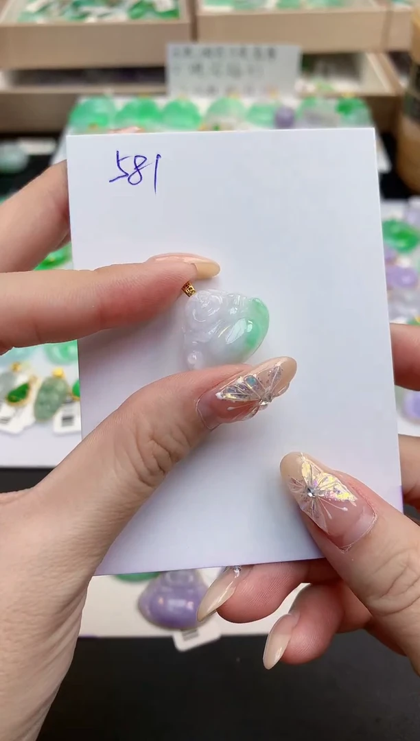 颈饰未镶嵌翡翠天然缅甸A货翡翠