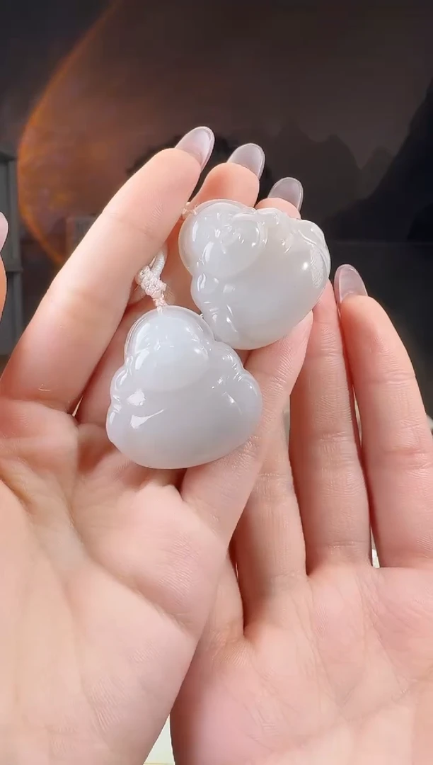 颈饰未镶嵌和田玉35佛公多样性发其一