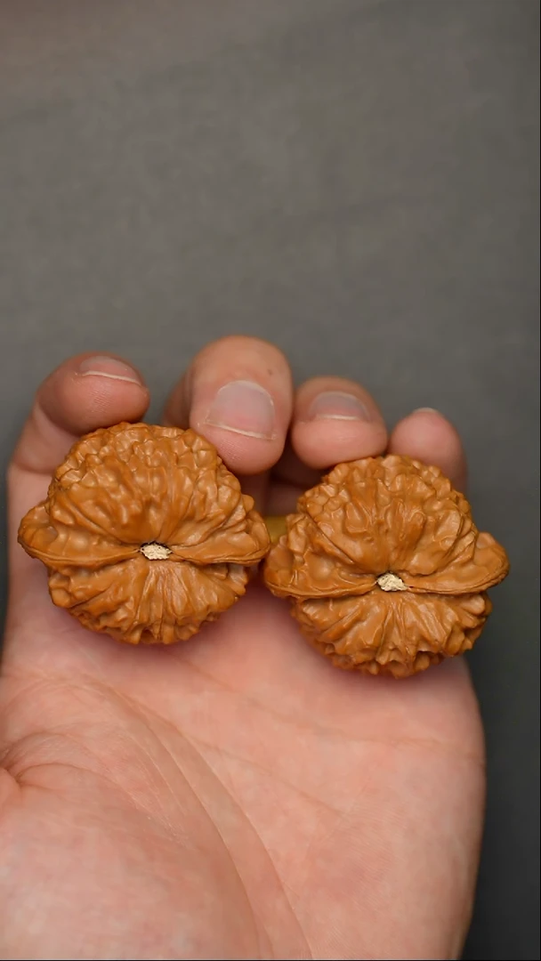把件文玩核桃小*岳全品打底朝阳沟角蛙42