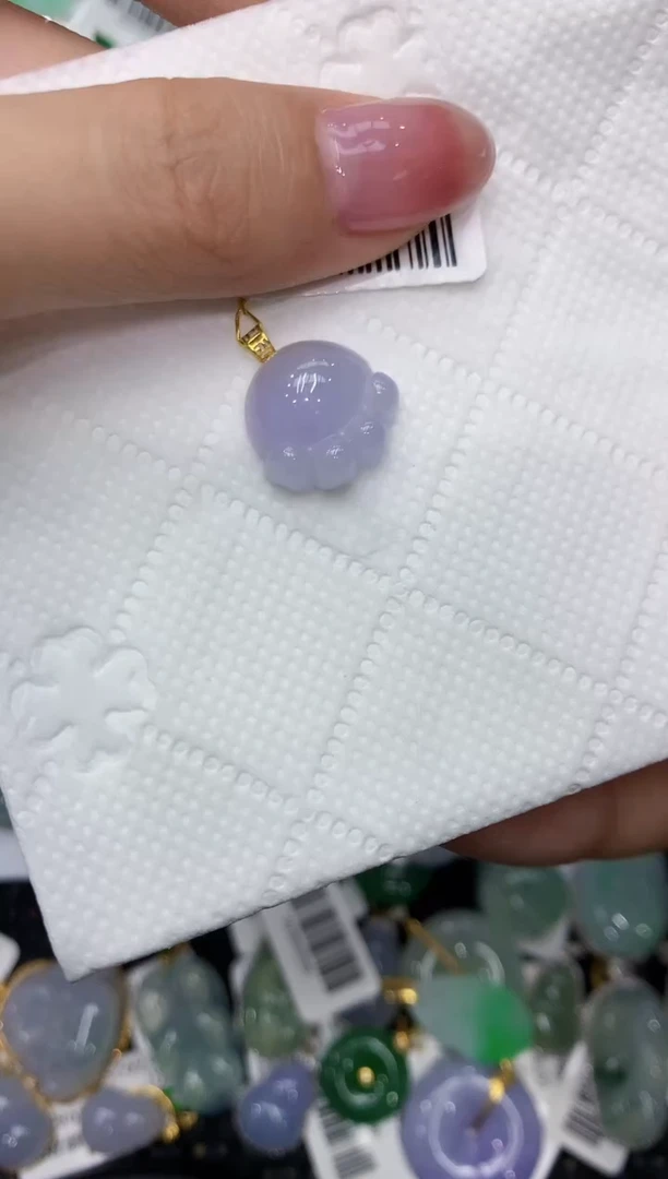 翡翠18K金镶嵌颈饰111111111111